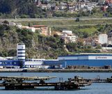 <span lang= es-es >Y la incgnita es en manos de quin acabar Pescanova</span>. Los administradores concursales han tomado el mando de la multinacional y lder del sector pesquero, despus de que el juzgado apartase de la gestin a Manuel Fernndez de Sousa.