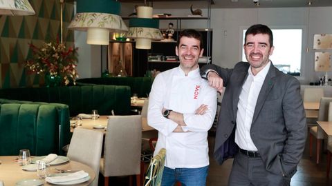 Hctor Lpez y Francisco Lpez, chef y jefe de sala del Restaurante Espaa, en Lugo.