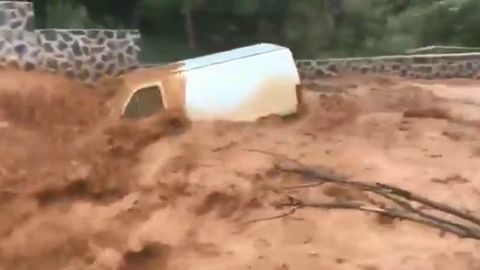 Las riadas arrasan con todo en Albacete