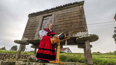 Lucita Figueroa, palilleira en Oz�n. 
