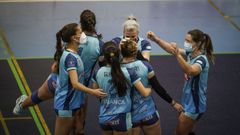 Las jugadoras del Club Voleibol Ourense en el partido que disputaron el da 21 contra el Oviedo