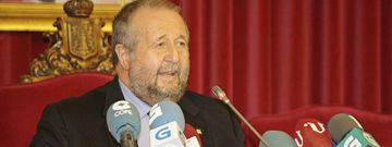 El alcalde de Lugo, durante su comparecencia ante los medios