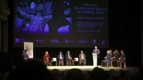 La lecturta del preg�n de la Semana Santa de Ferrol tuvo por escenario el teatro Jofre.