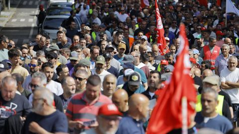 La protesta del sector del metal recorriendo las calles de A Coru�a este mi�rcoles