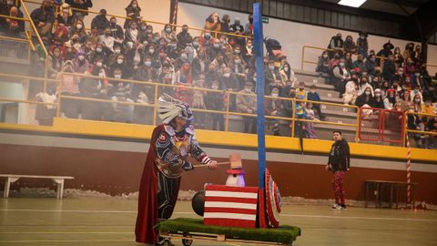Concurso de disfraces en el carnaval de Outes.