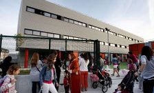 Los padres del centro destacan los gastos en libros y abogan por incrementar el pr�stamo.