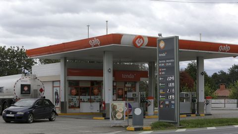 El hurto en la estación de servicio Galp de Catabois se produjo a última hora de la tarde del domingo.