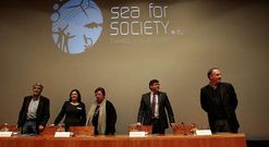 La primera conferencia-debate de �Sea for Society� tuvo lugar ayer en la Domus.