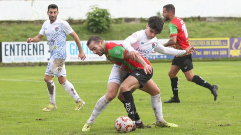 Partido de Tercera Federacin entre el Boiro y el Racing Villalbs