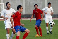 Los futbolistas de Marquitos dejaron buenas sensaciones ante el CD Ourense en A Pinguela.