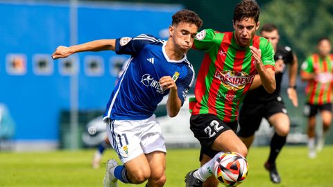 Mario Ses, durante una accin del Vetusta-Racing Villalbs