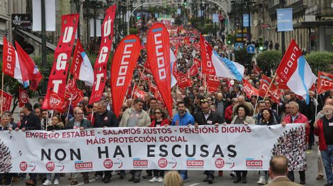 Manifestación de CC. OO. y UGT en Vigo.