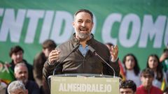El presidente de Vox, Santiago Abascal, interviene en la clausura de un acto de campa�a extreme�a en Almendralejo.