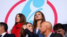 La infanta Sofa y la princesa de Asturias siguen la final de la Eurocopa en Basilea