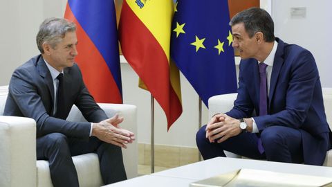 Snchez recibiendo al primer ministro de la Repblica de Eslovenia, Robert Golob, el 29 de mayo en Madrid.