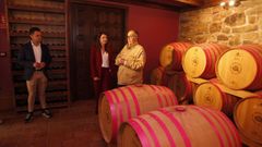 La conselleira de Medio Rural visit Rectoral de Amandi tras la concesin del premio