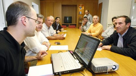 Una reunin de la directiva del grupo de desarrollo rural, en una imagen de archivo