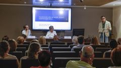 El doctor Rafael Monte (a la derecha), presidente de la Comisi�n de Garant�a y Evaluaci�n de la Eutanasia, acompa�ado por los vocales Jos� Luis Jim�nez (en el centro) y Felipe Trillo (a la izquierda), particip� ayer en una jornada organizada por el �rgano colegial.