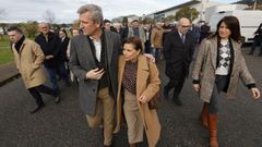 Alfonso Rueda con la alcaldesa de Viveiro, Mari�a Gueimunde, este martes durante la presentaci�n de la futura variante del municipio
