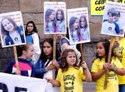 Ni�os de escuelas rurales participaron en la marcha, que recorri� las calles de Santiago.