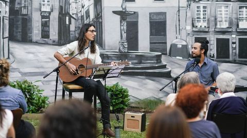 Los conciertos volvieron al Cercano con Tom y Carlos Risco.