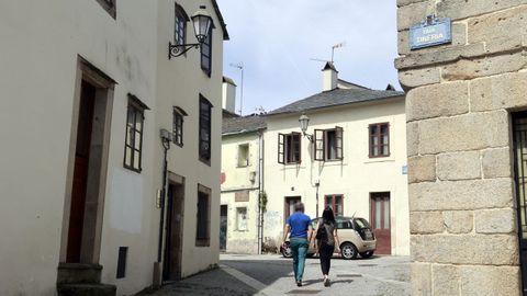 A Tinera, el barrio chino de Lugo, en el que hay unas 20 mujeres prostituidas