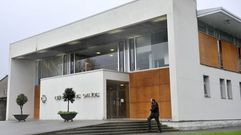 Una m�dico del centro de salud de Cari�o ha solicitado la baja ante amenzas continuas de un paciente