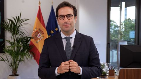 El ministro de Econom�a, Comercio y Empresa, Carlos Cuerpo, detalla que el INE revisa sobre su estimaci�n inicial al alza el crecimiento del PIB