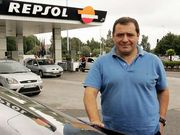 Xos� Ant�n L�pez utiliza su veh�culo todos los d�as.
