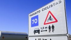 Se�al advirtiendo de la presencia de ciclistas