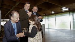 Iria Rell�n, entrega el premio a La Voz de Galicia