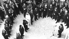 Inauguraci�n do Parlamento de Galicia no antigo cuartel do H�rreo o 10 de agosto do 1989. O presidente da C�mara era Tom�s P�rez Vidal, e o da Xunta, Gonz�lez Laxe