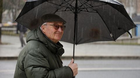 Temporal de lluvia, mar y viento en A Coru�a