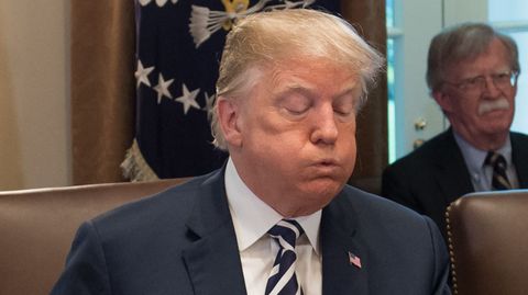 ��Si�ntate!�, ��silencio, silencio!�, �usted no�: As� trata Trump a la prensa