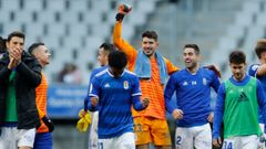 Toche Champagne Barcenas Johannesson Jimmy Real Oviedo Cadiz Carlos Tartiere.Los futbolistas azules celebran la victoria frente al C�diz
