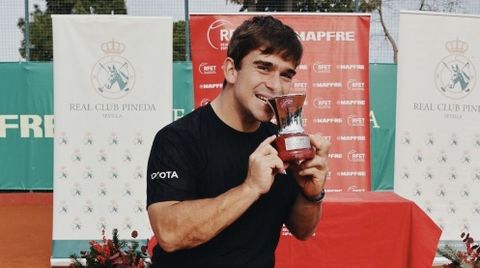 De la Puente, con su �ltimo t�tulo de la temporada, el Campeonato de Espa�a.