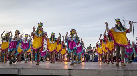 Gran concurso de disfraces y comparsas en Porto do Son
