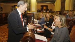 Jose Manuel Garc�a (PSOE) y Rosa Gallego (PP), hablando en un pleno municipal en noviembre del 2016