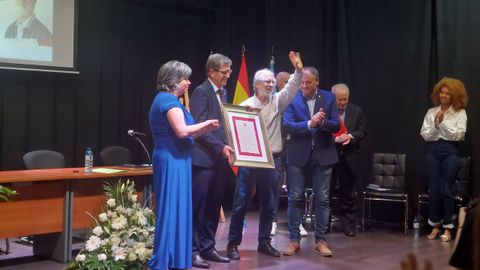 Homenaje a Gonzalo Iglesias Sueiro como hijo adoptivo de Xinzo de Limia.