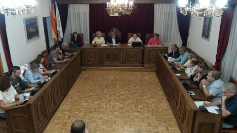 Pleno ordinario de septiembre en O Barco.