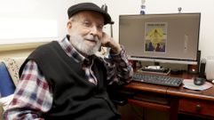 Siro co cartel que fixo para a Semana Santa de Castro Caldelas.