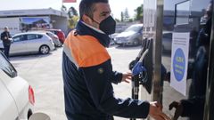 Las estaciones de servicio tuvieron una elevada actividad durante este puente festivo.