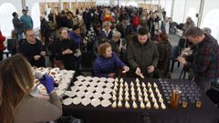 Imagen de la feria de miel organizada en Muras el pasado fin de semana