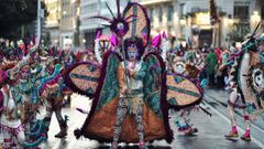 Un momento del espectculo La Tribu, en el desfile de carnaval de A Corua