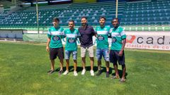 Farias ense las instalaciones de Espiedo a Fer Iglesias, Dani Romera, Flix Gimnez y Mamadou Alpha