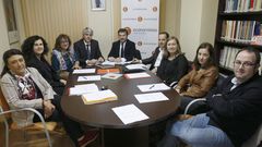 Mar�a del Carmen Sampayo, tercera persona por la derecha en la imagen, cuando se constituy� la junta directiva del Colegio de Economistas en el 2013, con Guillermo D�ez como presidente