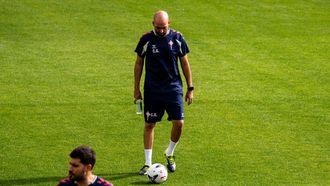 El entrenador del Celta, Claudio Gir�ldez, durante el entrenamiento de este domingo en la Cidade Deportiva Afouteza.
