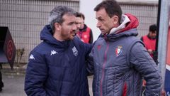 Rub�n Dom�nguez y Santi Castillejo, antes de empezar el partido entre el Osasuna B y el Pontevedra