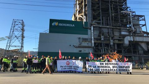 Trabajadores de Iberdrola durante las protestas