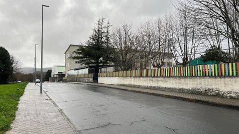 <span lang= gl >Esta � a r�a que levar� o nome da poeta e novelista, figura destacada do Rexurdimento galego</span>